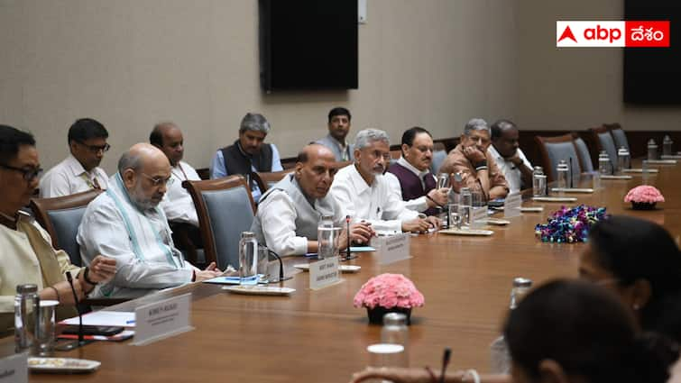 Central Governament Hold ll-party meeting On India action plan regarding Bangladesh Crisis Bangladesh Crisis: బంగ్లాదేశ్‌లో 13 వేల మంది భారతీయులు - యాక్షన్ ప్లాన్‌పై అఖిలపక్ష పార్టీలతో విదేశాంగ మంత్రి చర్చలు