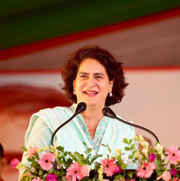 इंटरव्यू के दौरान रैपिड फायर राउंड में कांग्रेस नेत्री प्रियंका गांधी वाड्रा के बारे में पूछे जाने पर अवध ओझा ने बताया कि वह अच्छी कॉर्डिनेटर और ऑर्गनाइजर हैं.