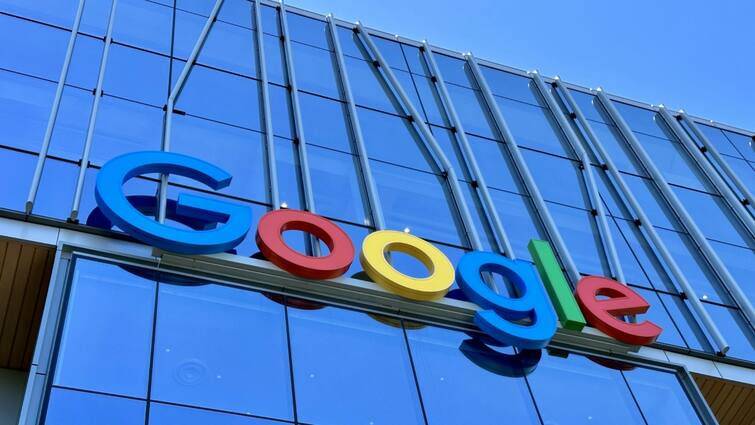 अमेरिकी कोर्ट ने Google सर्च इंजन पर सुनाया बड़ा फैसला, बदल सकता है कंपनियों के कारोबार करने का तरीका US court big decision on Google search engine says google is monopolist know details here अमेरिकी कोर्ट ने Google सर्च इंजन पर सुनाया बड़ा फैसला, बदल सकता है कंपनियों के कारोबार करने का तरीका