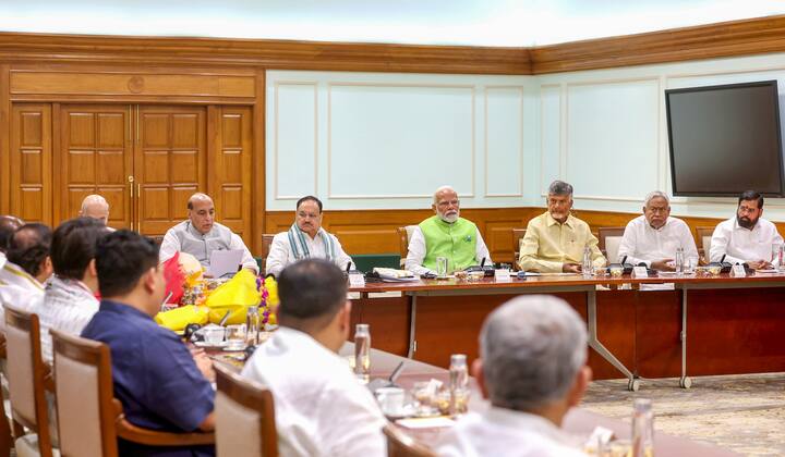 इस बीच, बीजेपी के नेतृत्व वाले एनडीए के दो अहम घटक दलों के नेता कोटा के भीतर कोटा पर स्पष्ट नजर आए.