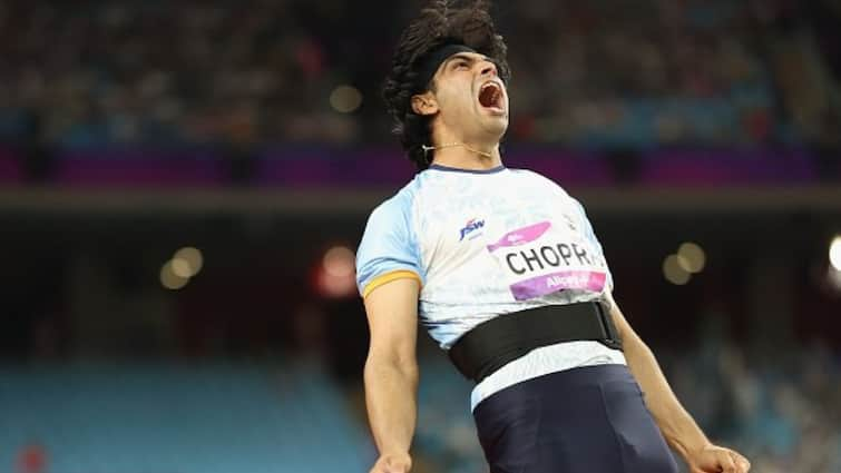 neeraj chopra reaches final mens javelin throw paris olympics 2024 with above 89 metre mark in first attempt Neeraj Chopra: नीरज चोपड़ा की फाइनल में धमाकेदार एंट्री, पहले ही प्रयास में सबको पीछे छोड़ा; पाकिस्तान के लिए भी अच्छी खबर