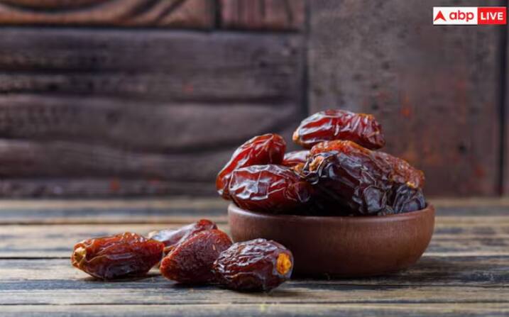 ਖਜੂਰ ਵਿੱਚ ਘੱਟ ਜੀ.ਆਈ. ਹੁੰਦਾ ਹੈ, ਜੋ ਕਿ 44 ਤੋਂ 53 ਦੇ ਵਿਚਕਾਰ ਹੈ। ਇਸ ਲਈ ਇਸ ਨੂੰ ਖਾਣ ਤੋਂ ਪਹਿਲਾਂ ਸਾਵਧਾਨੀ ਨਾਲ ਖਾਓ।