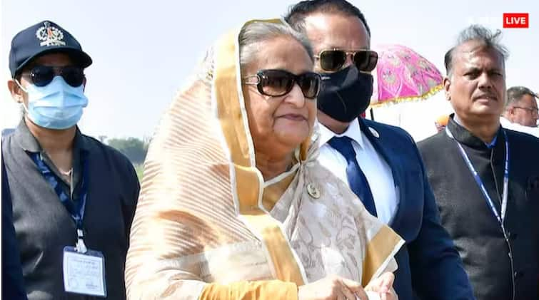 Bangladesh Violence sheikh hasina in india son says she will not return to politics Know All Updates Bangladesh Violence: शेख हसीनांचा राजीनामा म्हणजे, राजकीय निवृत्ती? मुलगा सजीब वाजेद जॉय यांनी सांगितलं, 