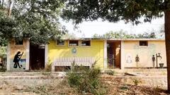 పాఠశాలల్లో పారిశుద్ధ్య నిర్వహణకు ప్రత్యేక నిధులు- అమ్మ ఆదర్శ కమిటీలకు పనులు అప్పగింత