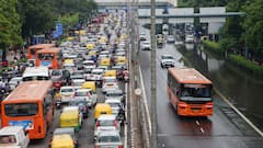 Delhi Weather: घर से बाहर निकलने से पहले रख लें ये सामान, दिल्ली में आज हो सकती है बारिश, जानें- IMD का अपडेट