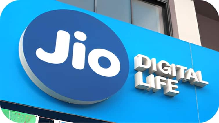 Reliance Jio internet plan of rupees 175 ott subscriptions free jio cinema know details here सिर्फ 175 रुपये के खर्च पर Jio का धांसू प्लान, फ्री OTT सब्सक्रिप्शन के साथ मिलेंगे कई बेनिफिट्स