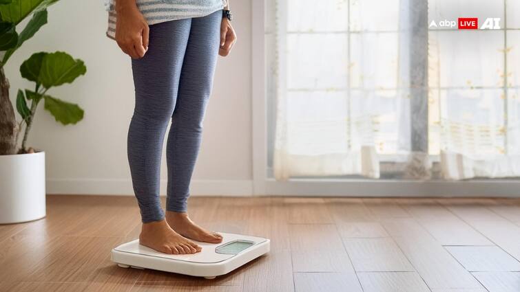 Best Digital Weighing Machine: कहीं बढ़ तो नहीं गया आपका भी वजन? इन 5 डिजिटल मशीन से मिनटों में चलेगा पता vinesh phogat weight issue Best Digital Weighing Machine for home Smart BMI Weight Machine Best Digital Weighing Machine: कहीं बढ़ तो नहीं गया आपका भी वजन? इन 5 डिजिटल मशीन से मिनटों में चलेगा पता
