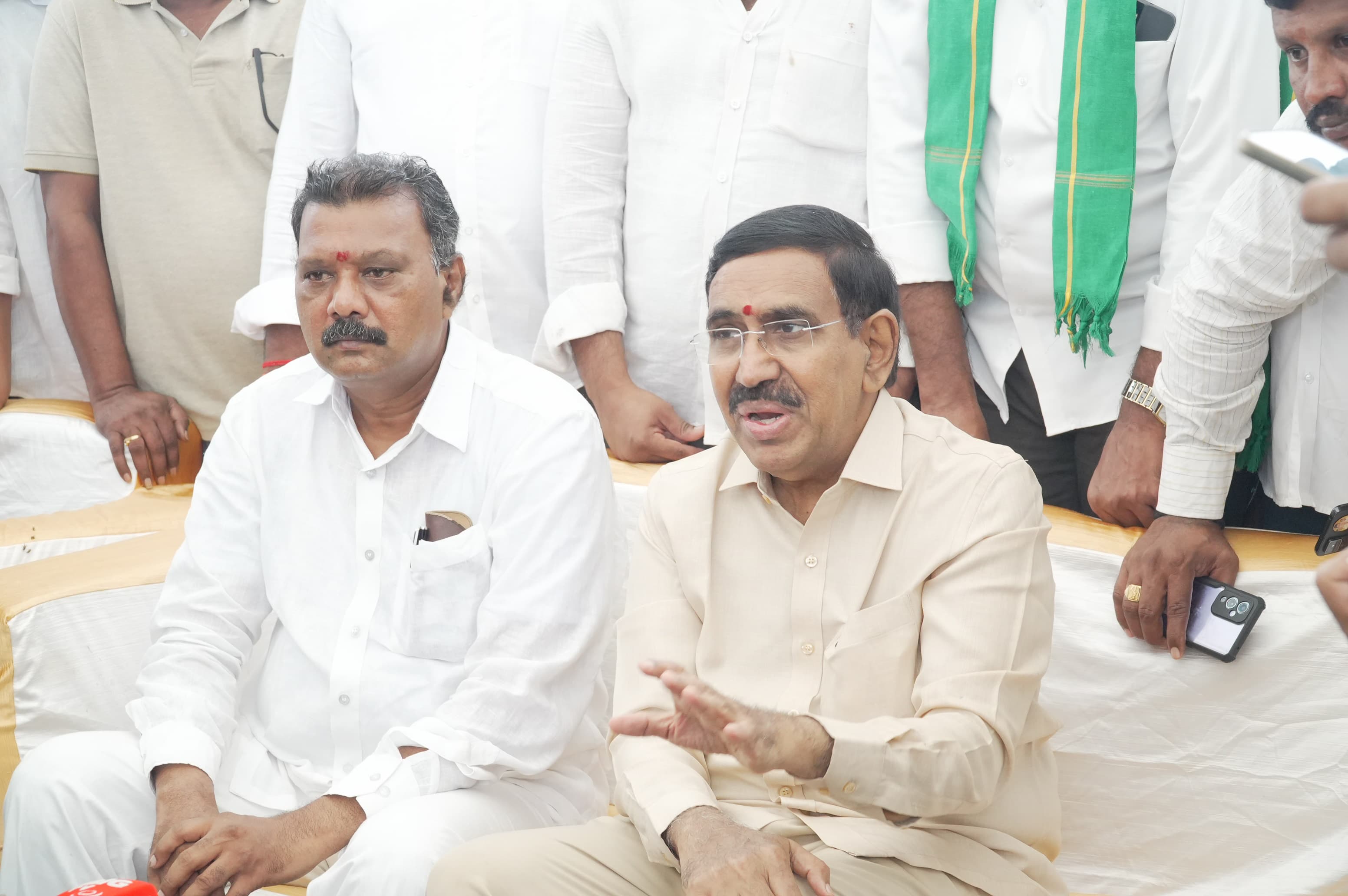 Amaravati Jungle Clearance : నెల రోజుల్లో క్లీన్‌గా అమరావతి - జంగిల్ క్లియరెన్స్ ప్రారంభం !