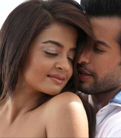 'कसौटी जिंदगी की' एक्ट्रेस ने ग्लैमरस अंदाज से उड़ाई सबकी नींद, फिल्मों में भी दिए ऐसे सीन जिसे देख छूट जाएंगे पसीने!