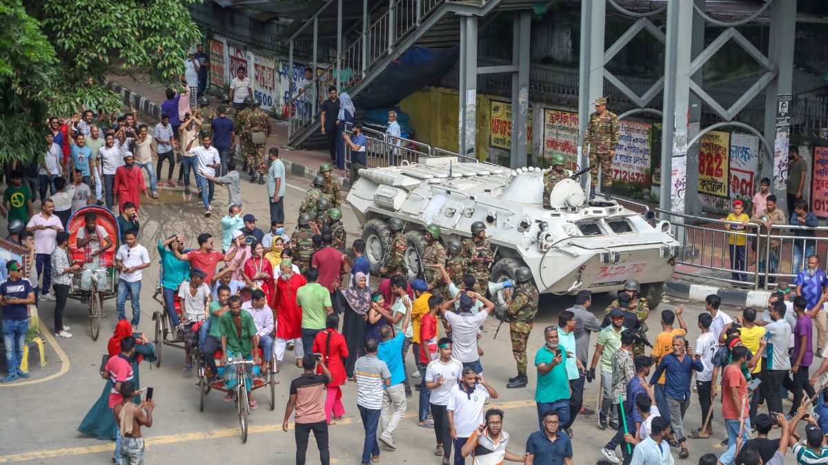 बांग्लादेश में हिंदुओं पर हमले पर बोले मौलाना शहाबुद्दीन रिजवी, कहा- ये भारतीय मुस्लिमों के लिए…