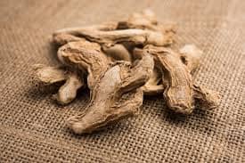 Due to deteriorating lifestyle and unhealthy diet, the risk of diabetes is increasing continuously. Blood sugar level is controlled with the help of medicines. Home remedies are also helpful in controlling diabetes. Today we are going to tell you about a powder prepared from special spices, whose consumption controls blood sugar rapidly. It is also said to be beneficial in Ayurveda. Let us know which spices are mixed to make this powder.