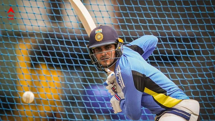 Shubman Gill seen taking tips from Virat Kohli Rohit Sharma ahead of IND vs SL 3rd ODI IND vs SL: ব্যাট হাতে ছন্দের অভাব, ফর্মে ফিরতে বিরাট, রোহিতের কাছে ছুটলেন শুভমন গিল