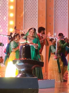 सावन में भोलेनाथ की भक्ति में डूबा पटना, अक्षरा, अंजना और आम्रपाली दुबे ने बांधा समा