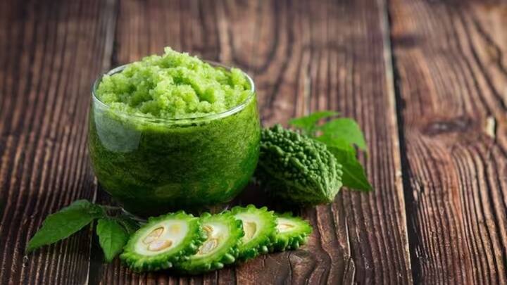 ਚਿਹਰੇ 'ਤੇ ਕਰੇਲੇ ਦੀ ਵਰਤੋਂ ਕਰਨ ਤੋਂ ਪਹਿਲਾਂ, ਪੈਚ ਟੈਸਟ ਕਰੋ, ਕਿਉਂਕਿ ਕੁਝ ਲੋਕਾਂ ਨੂੰ ਰੈਸ਼ਸ ਹੋ ਸਕਦੇ ਹਨ।