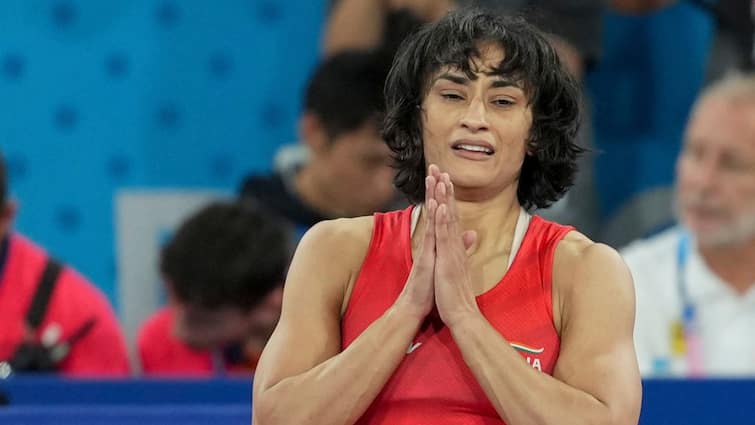 Vinesh Phogat Says Delhi Police Withdrawn Security Of Wrestlers Brij Bhushan Vinesh Phogat Says Security Of Wrestlers Going To Testify Against Brij Bhushan Removed, Delhi Police Responds