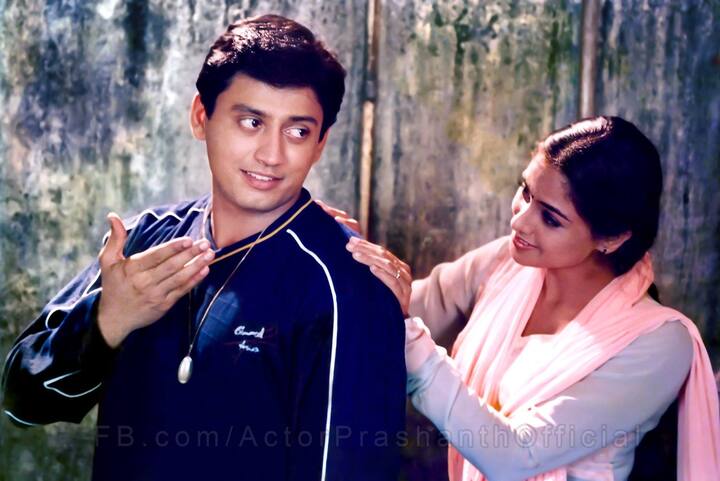 2004 ஆம் ஆண்டு நாராயணன் இயக்கத்தில் வெளிவந்த ஜெய் படத்தில் வரும் மாயாஜாலம் என்ற பாடலுக்கு மட்டும் பிரசாந்த் மற்றும் சிம்ரன் இணைந்து நடனமாடி இருந்தனர்.
