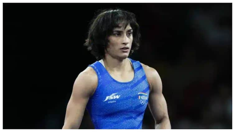 Vinesh Phogat Disqualified From Paris Olympic 2024 Modi government's first reaction Paris Olympics 2024: विनेश फोगाट के फाइनल से अयोग्य होने पर कब बोलेगी सरकार? संसद में मंत्री ने बता दिया