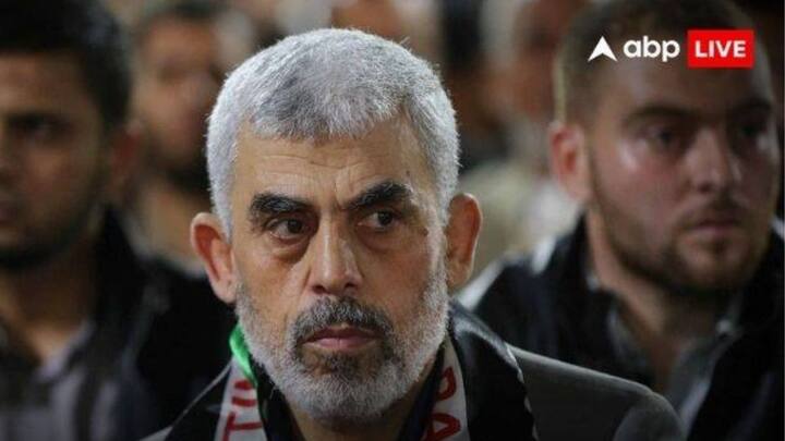 तेहरान में इस्माइल हानिया की हत्या के बाद हमास ने याह्या सिनवार को अपना नया नेता चुना है. सिनवार वही शख्स है, जिसे इजरायल पर किए भीषण हमले का मास्टरमाइंड कहा जाता है. याह्या गाजा के बिन लादेन के नाम से भी जाना जाता है.