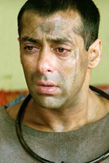 सलमान खान ने अपने एक इंटरव्यू के दौरान खुद इस चीज का खुलासा किया था. सलमान ने बताया था कि कैसे करीब दो दशक पहले निभाए इस किरदार से खुद उनको भी डर लगने लगा था. खास तौर से ये किरदार सलमान को कभी पसंद भी नहीं आया था.