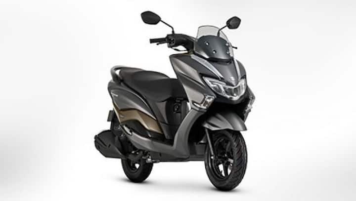 சுசூகி பர்க்மேன் ஸ்ட்ரீட் 125 மாடலின் விலையானது 94,301 (எக்ஸ்-ஷோரூம்) இருந்து தொடங்குகிறது . இந்த பைக் 58.5 கிமீ மைலேஜை வழங்குகிறது.