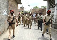 Punjab News: 2500 ਤੋਂ ਜ਼ਿਆਦਾ ਪੁਲਿਸ ਮੁਲਾਜ਼ਮਾਂ ਨੇ ਬੈਂਕਾਂ 'ਚ ਕੀਤੀ ਚੈਕਿੰਗ, ਸ਼ੱਕੀਆਂ ਦੀ ਲਈ ਤਲਾਸ਼ੀ, ਵੱਡੀ ਵਾਰਦਾਤ ਦਾ ਖ਼ਦਸ਼ਾ ?