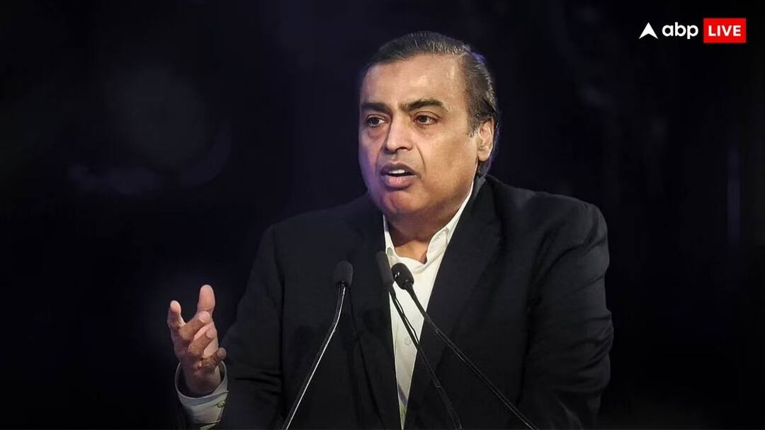 Reliance Industries of Mukesh Ambani corporate tax contribution is equal to 4 per cent of budget RIL Income Tax: अंबानी का नया रिकॉर्ड, सरकारी खजाने में कंपनी ने दिए 1.86 लाख करोड़, बजट के 4 पर्सेंट के बराबर योगदान