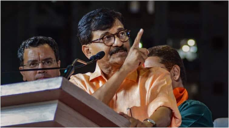 Sanjay Raut On Badlapur School Crime Case says Supreme Court should remain neutral taking cognizance of Kolkata incident why not Badlapur सर्वोच्च न्यायालयानं तटस्थ रहावं, कोलकात्याच्या घटनेची दखल घेता, मग बदलापूरची का नाही? : संजय राऊत