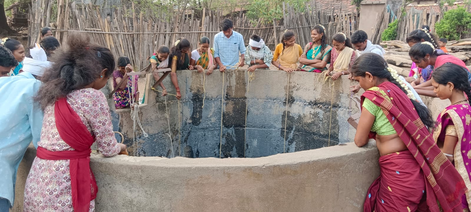 World Adivasi Day: కుమ్రంభీం వారసులకు తీరని కష్టాలు, పోరాటాలే స్ఫూర్తిగా జీవనం - నేడు ప్రపంచ ఆదివాసీ దినోత్సవం