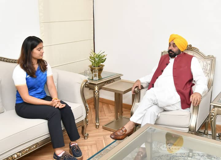 She meets Punjab Chief Minister Bhagwant Mann, in Chandigarh. (Image Source: PTI)