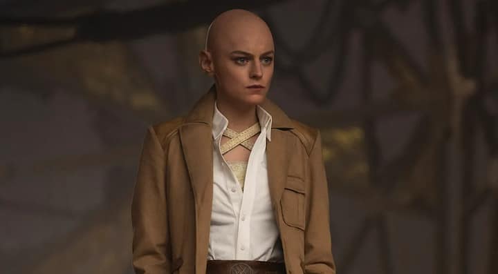 लिस्ट में पहला नाम डेडपूल एंड वुल्वरीन की विलेन ‘कैसेंड्रा नोवा’ का है, जिसमें म्यूटेंट्स की कई पॉवर्स हैं. बता दें कि कैसेंड्रा एक्स-मेन फिल्मों के सबसे अहम किरदार प्रोफेसर चार्ल्स जेवियर की जुड़वां बहन है.