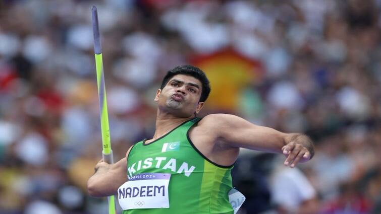 Paris Olympics 2024 Pakistan Arshad Nadeem Sets New Olympic Record Men Javelin Throw Final Personal Best Gold Medal Match Neeraj Chopra India Watch Paris Olympics 2024: Pakistan's Arshad Nadeem Sets New Olympic Record In Men's Javelin Throw Final — WATCH