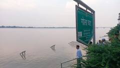 Bihar Flood: बक्सर के दियारा इलाके में बाढ़ का खतरा बढ़ा, खतरे के निशान से ऊपर बह रही गंगा, देखें ये तस्वीरें