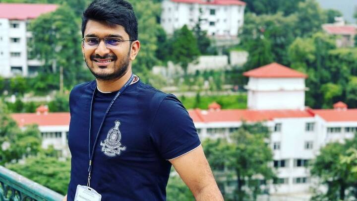 আজ তিনি সফল IAS। তামিলনাড়ুর জিভিএস পবনদত্তর সাফল্যের কাহিনি অনুপ্রাণিত করবে হাজার হাজার ইউপিএসসি উৎসাহীদের।     ছবি- পবনদত্তের ইনস্টাগ্রাম