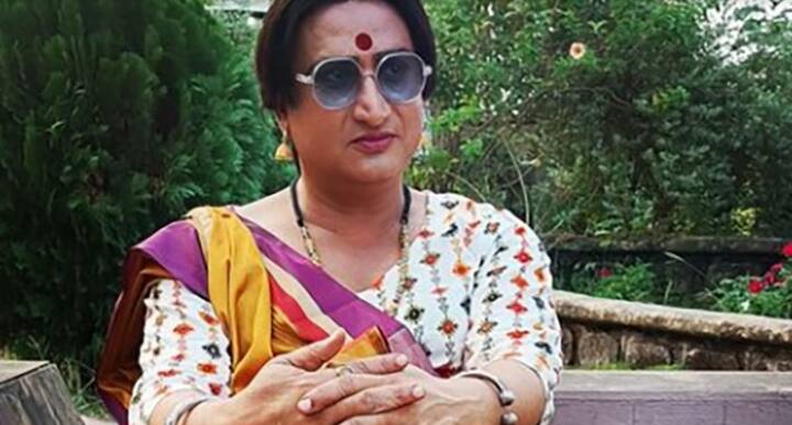 भोजपुरी के दिग्गज अभिनेता अवधेश मिश्रा वैसे तो फिल्मों में पिता या चाचा के रोल में दिखते हैं. लेकिन भोजपुरी फिल्म ज्वाला में वह फीमेल रोल में नजर आ चुके हैं.