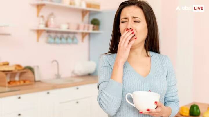 ਦਰਅਸਲ, ਹਿਚਕੀ ਦਾ ਸਿੱਧਾ ਸਬੰਧ ਤੁਹਾਡੇ ਫੇਫੜਿਆਂ ਨਾਲ ਹੁੰਦਾ ਹੈ। ਮੈਡੀਕਲ ਸਾਇੰਸ  ਅਨੁਸਾਰ ਸਾਹ ਲੈਣ ਦੀ ਪ੍ਰਕਿਰਿਆ ਦੌਰਾਨ ਕਈ ਵਾਰ ਵਿਅਕਤੀ ਦੇ ਫੇਫੜਿਆਂ ਵਿੱਚ ਹਵਾ  ਭਰ ਜਾਂਦੀ ਹੈ।