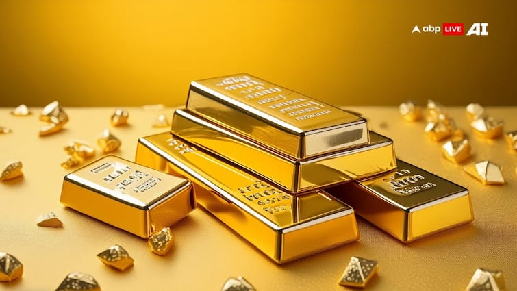 Gold and silver Rate started rising again gold crossed 72450 rupees and silver is at 82,500 rupees Gold Rate: फिर हवा में उड़ने लगे सोने के भाव, चांदी को भी लगे पंख, 1000 रुपये से ज्यादा उछाल