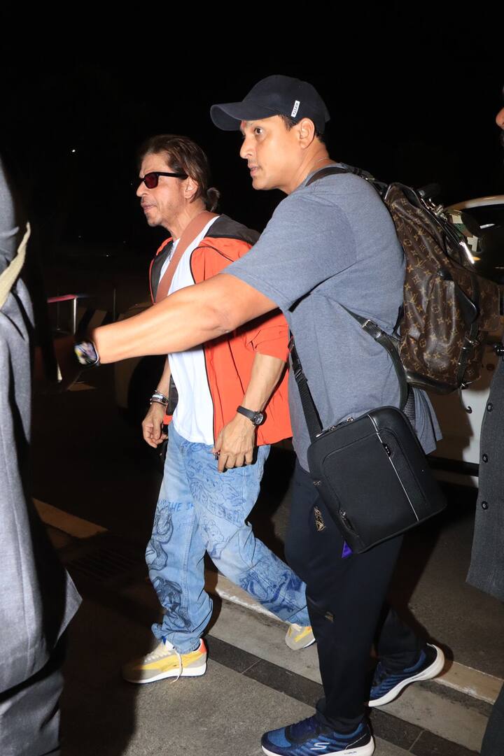 बॉलिवूड अभिनेता शाहरुख खान (Shahrukh Khan) हा जगभरात प्रसिद्ध आहे.