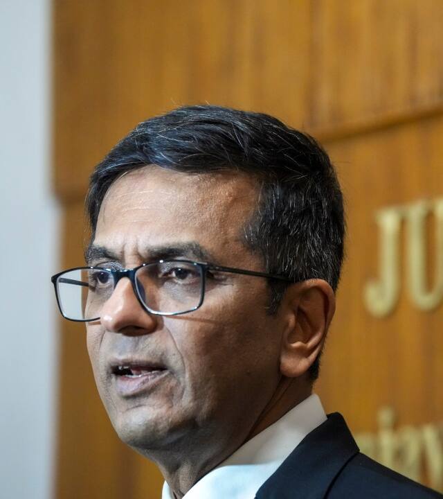 CJI चंद्रचूड़ ने कहा कि सुप्रीम कोर्ट में कई जिला जजों ने कम पेंशन को लेकर याचिका दाखिल की है, इनमें से कई काफी गंभी स्थिति में हैं.