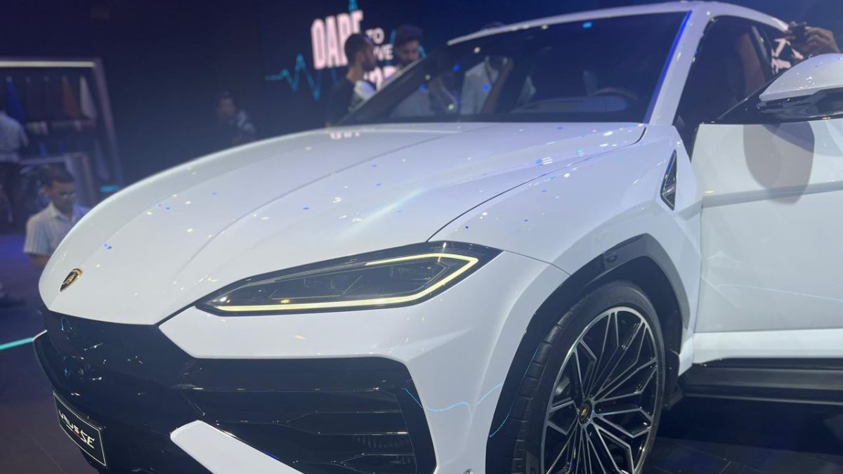 Lamborghini Unveils The All-New Urus SE SUV In India. Check Features And Price