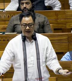 रिटायर्ड जज, गैर-मुस्लिम और महिलाएं... वक्फ की जमीन से लेकर हर फैसले में होंगे शामिल