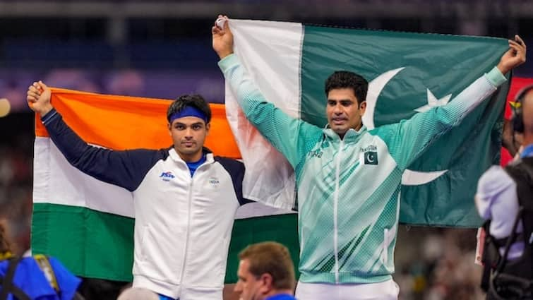 arshad nadeem dope test demand after pakistan athlete beat neeraj chopra javelin throw paris olympics 2024 नीरज चोपड़ा को मिलेगा गोल्ड? अरशद नदीम का हुआ डोप टेस्ट? जानें वायरल दावे की सच्चाई