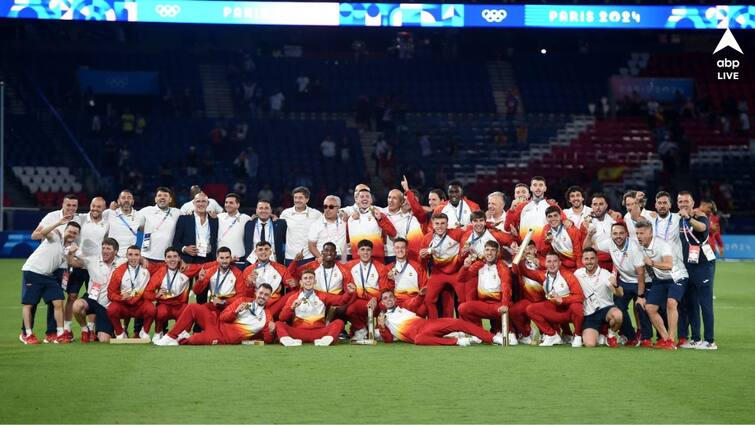 Spain Football Team become Paris Olympics 2024 champion beating France football team in a thriller Paris Olympics 2024: ইউরোর পর অলিম্পিক্সেও সেরা স্পেন, ফ্রান্সকে হারিয়ে সোনা জিতল লা রোহা