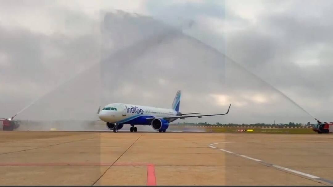 கோவை - அபுதாபி இடையே விமான சேவை துவக்கம் - தொழில் துறையினர் வரவேற்பு Commencement of flight service between Coimbatore - Abu Dhabi கோவை - அபுதாபி இடையே விமான சேவை துவக்கம் - தொழில் துறையினர் வரவேற்பு