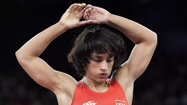 cas verdict on vinesh phogat silver medal decision date extended to 11 august paris olympics 2024 Vinesh Phogat: विनेश फोगाट के डिसक्वालीफिकेशन पर आया बड़ा अपडेट, जानें CAS ने क्या फैसला सुनाया?