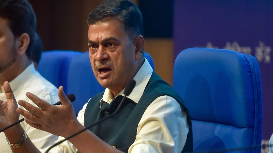 Exclusive: 'रेप, हत्या... डीजीपी फोन नहीं उठाते', बिहार में बिगड़ा लाॅ एंड ऑर्डर? आरके सिंह का बड़ा आरोप RK Singh conversation with ABP News regarding Arrah Molestation incident crime and Nitish Kumar Exclusive: 'रेप, हत्या... डीजीपी फोन नहीं उठाते', बिहार में बिगड़ा लाॅ एंड ऑर्डर? आरके सिंह का बड़ा आरोप