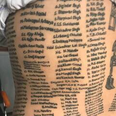 हापुड़ के टैटू मैन ने शरीर पर गुदवाए शहीदों के नाम, इंडिया बुक ऑफ रिकॉर्ड ने किया सम्मानित