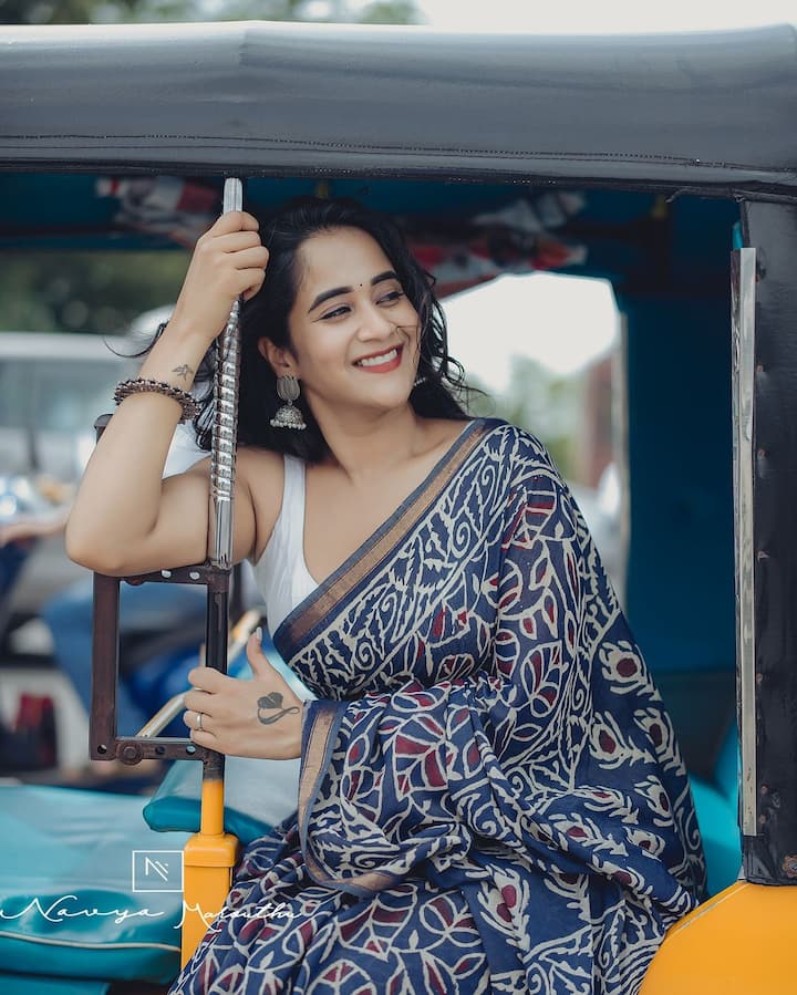 తాజాగా దీప్తి షేర్ చేసిన ఫోటోలు నెట్టింట తెగ వైరల్ అవుతున్నాయి. Photo Credit: deepthi_sunaina/Instagram