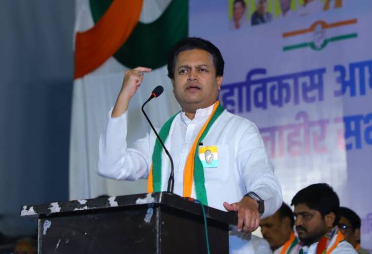 Maharashtra Politicis MLA Amit Deshmukh criticizes BJP in Latur congress news सत्ताधाऱ्यांनी लातूरमध्ये देवघर फोडलं, पण देवघरातील देव आमच्यासोबत, अमित देशमुखांचं तडाखेबाज भाषण