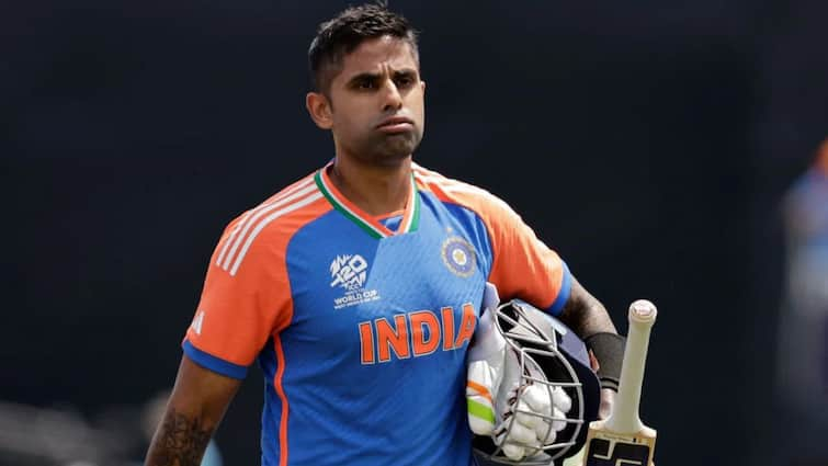 Suryakumar Yadav committed to play all the 3 formats for India here know latest sports news Suryakumar Yadav: भारत के लिए तीनों फॉर्मेट में खेलना चाहते हैं सूर्यकुमार यादव, लेकिन...