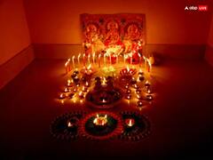 Varalakshmi Vrat 2024: लक्ष्मी जी रूठ गईं है, पैसों की है तंगी तो वरलक्ष्मी व्रत के दिन कर लें ये 4 काम